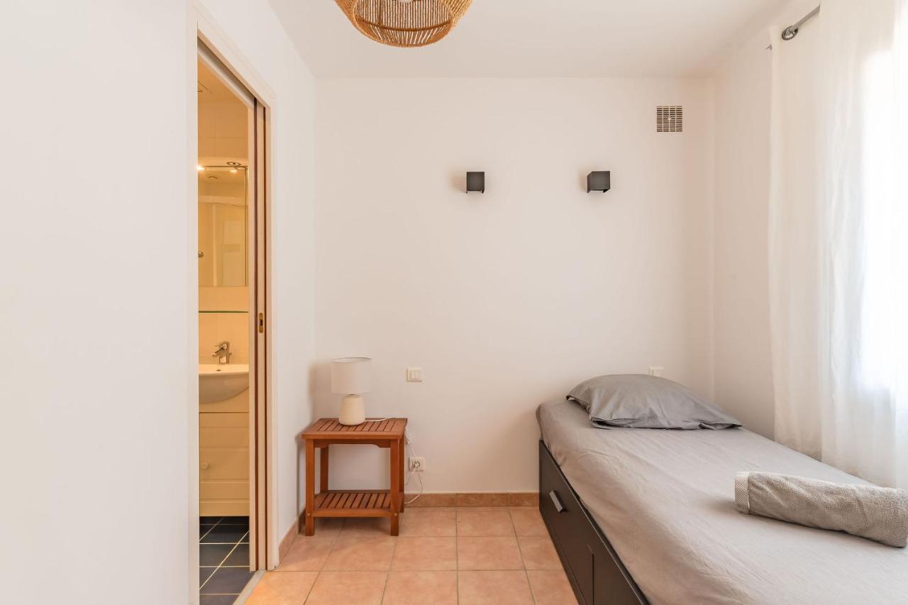 Villa Vue Mer Presqu'Ile De Giens Avec Piscine 히에레 외부 사진