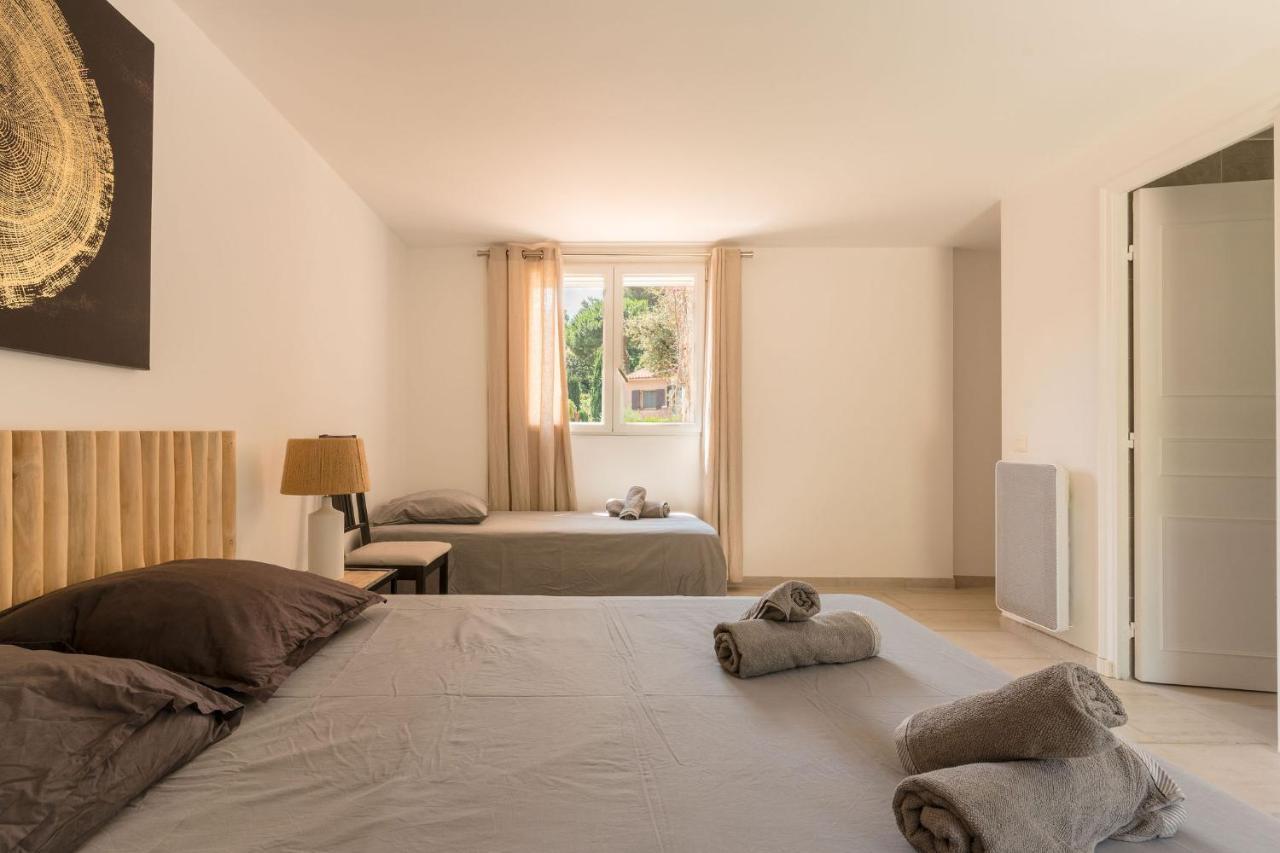 Villa Vue Mer Presqu'Ile De Giens Avec Piscine 히에레 외부 사진